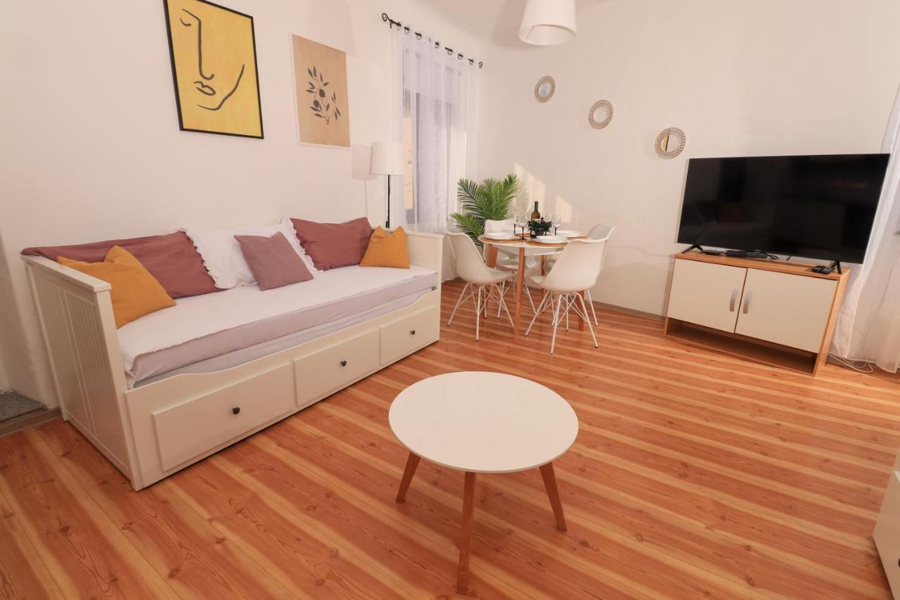 Sml Apartments 1 Izola Luaran gambar