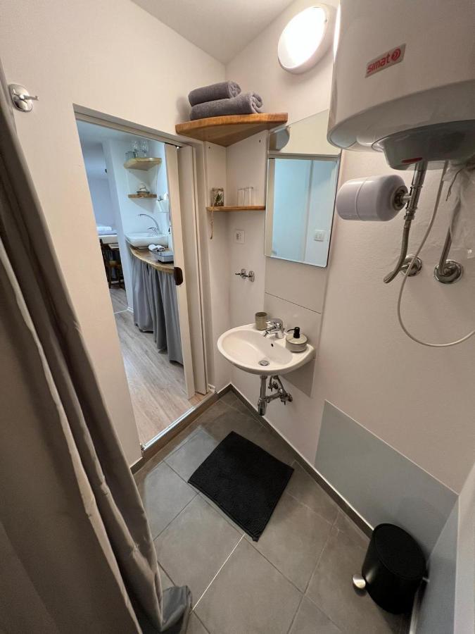 Sml Apartments 1 Izola Luaran gambar